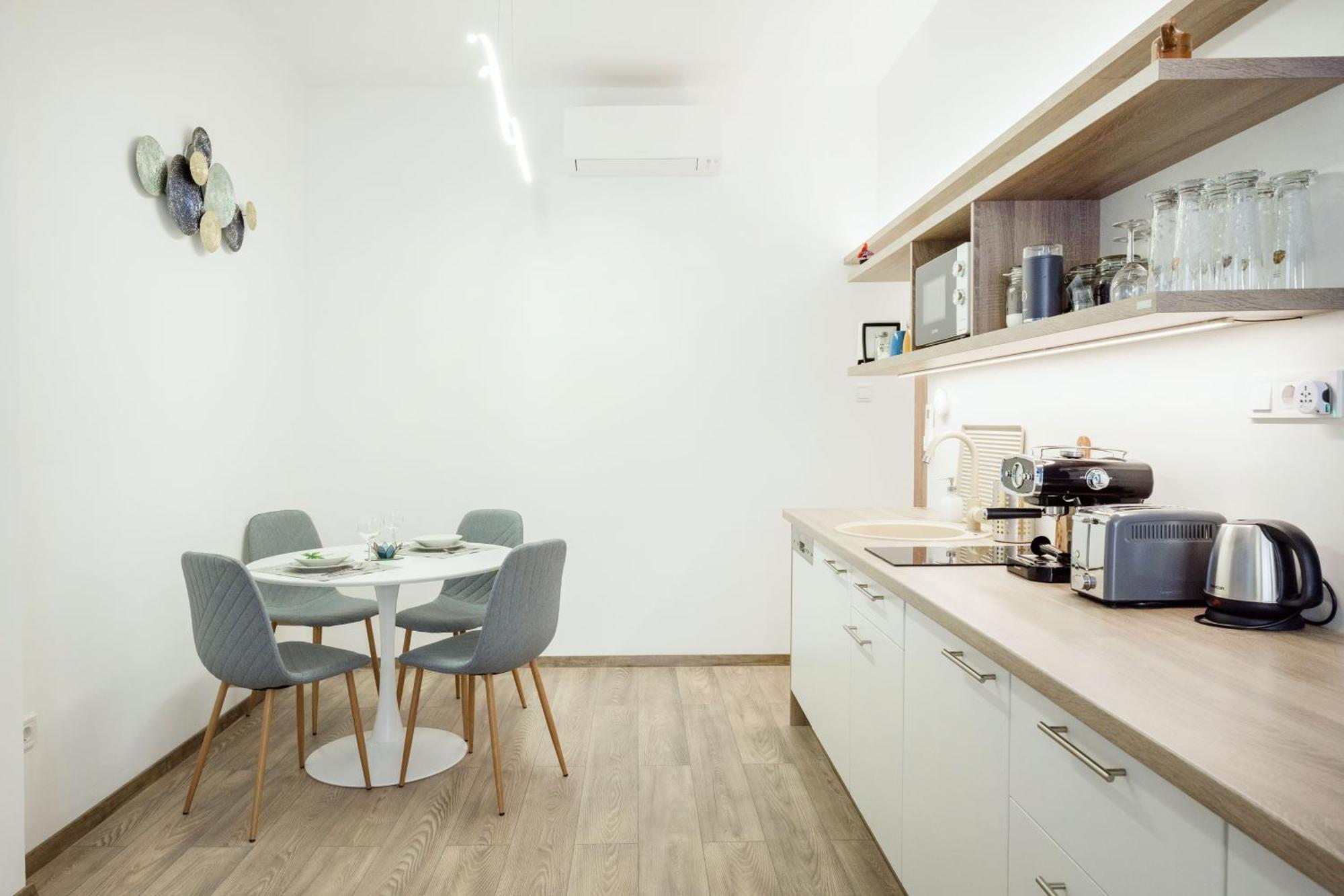 Elemental Retreats - Wood & Water Studios Budapest Ngoại thất bức ảnh